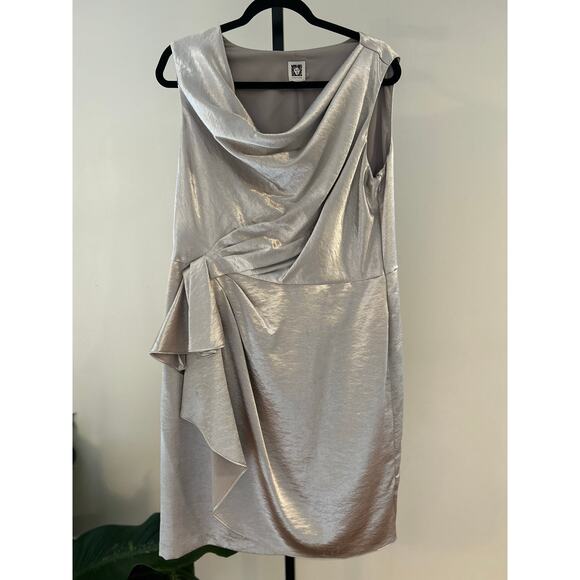 Anne Klein Cocktail Dress-size 16-ruched,sleeveless champagne wedding - Picture 1 of 4